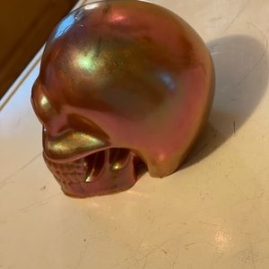 Resin skull decor